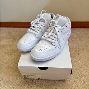 Nike Air Jordan 1 Women’s 8 - White